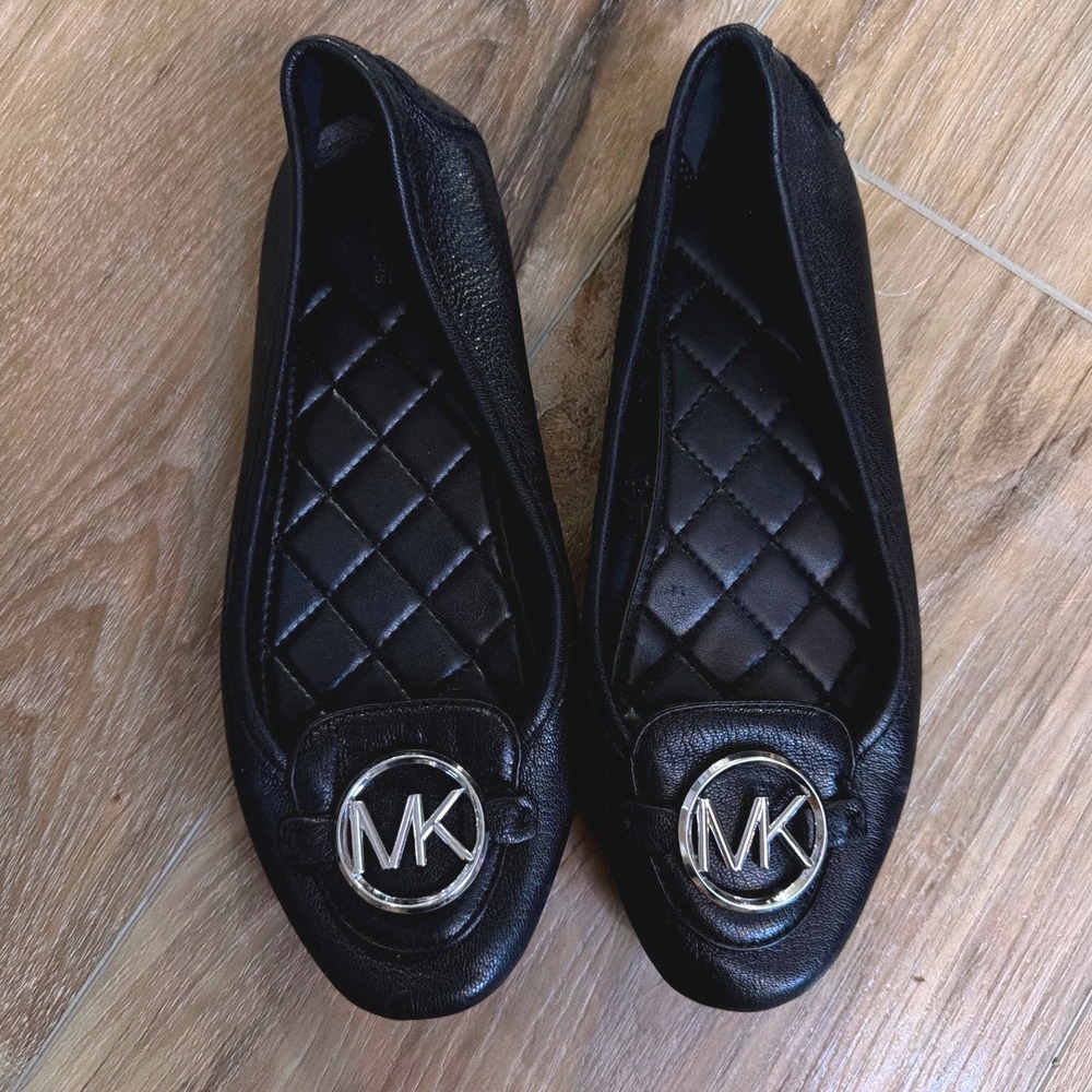 Michael Kors Fulton Moc Black Quilted Leather Ballet Flats Silver Logo Sz 7 Work